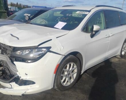 Білий Крайслер Voyager, об'ємом двигуна 3.6 л та пробігом 284 тис. км за 9900 $, фото 1 на Automoto.ua