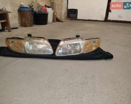 Чорний Крайслер Voyager, об'ємом двигуна 3.3 л та пробігом 335 тис. км за 2500 $, фото 3 на Automoto.ua