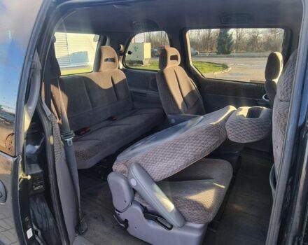 Чорний Крайслер Voyager, об'ємом двигуна 2.5 л та пробігом 300 тис. км за 2835 $, фото 2 на Automoto.ua