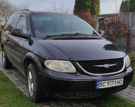 Черный Крайслер Вояджер, объемом двигателя 2.5 л и пробегом 342 тыс. км за 4500 $, фото 7 на Automoto.ua