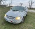 Чорний Крайслер Voyager, об'ємом двигуна 2.5 л та пробігом 305 тис. км за 997 $, фото 1 на Automoto.ua