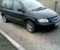 Чорний Крайслер Voyager, об'ємом двигуна 2.5 л та пробігом 371 тис. км за 4500 $, фото 1 на Automoto.ua