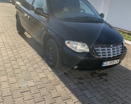 Черный Крайслер Вояджер, объемом двигателя 2.5 л и пробегом 340 тыс. км за 2999 $, фото 2 на Automoto.ua