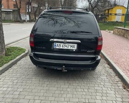 Чорний Крайслер Voyager, об'ємом двигуна 2.78 л та пробігом 284 тис. км за 6300 $, фото 5 на Automoto.ua