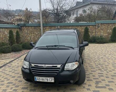 Чорний Крайслер Voyager, об'ємом двигуна 2.78 л та пробігом 282 тис. км за 6350 $, фото 1 на Automoto.ua