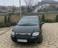 Чорний Крайслер Voyager, об'ємом двигуна 2.78 л та пробігом 282 тис. км за 6350 $, фото 1 на Automoto.ua