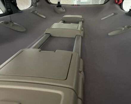 Чорний Крайслер Voyager, об'ємом двигуна 2.78 л та пробігом 284 тис. км за 6300 $, фото 11 на Automoto.ua