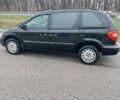 Чорний Крайслер Voyager, об'ємом двигуна 2.8 л та пробігом 225 тис. км за 5000 $, фото 3 на Automoto.ua