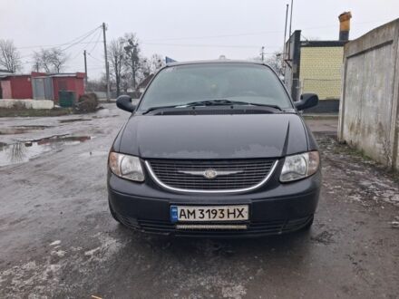 Чорний Крайслер Voyager, об'ємом двигуна 2.5 л та пробігом 1 тис. км за 1538 $, фото 1 на Automoto.ua