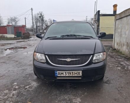 Черный Крайслер Вояджер, объемом двигателя 2.5 л и пробегом 1 тыс. км за 1538 $, фото 1 на Automoto.ua