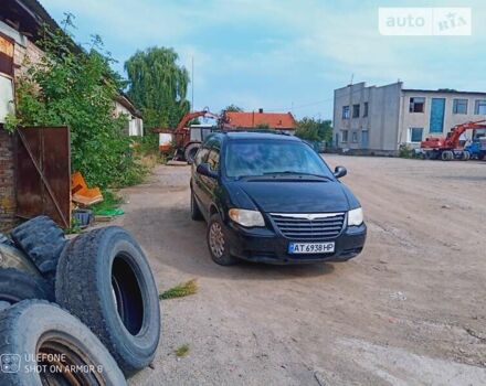 Черный Крайслер Вояджер, объемом двигателя 2.5 л и пробегом 475 тыс. км за 2999 $, фото 1 на Automoto.ua