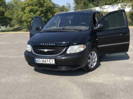 Крайслер Вояджер 2003 в Ужгороде на Automoto.ua Черный Крайслер Вояджер, объемом двигателя 2.5 л и пробегом 320 тыс. км за 4900 $, фото 1 на Automoto.ua