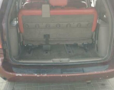 Красный Крайслер Вояджер, объемом двигателя 2.4 л и пробегом 300 тыс. км за 3550 $, фото 10 на Automoto.ua