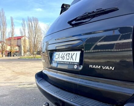 Крайслер Вояджер, объемом двигателя 2.4 л и пробегом 250 тыс. км за 3499 $, фото 4 на Automoto.ua