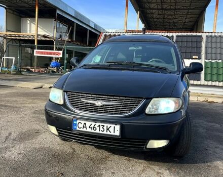 Крайслер Вояджер, объемом двигателя 2.4 л и пробегом 250 тыс. км за 3499 $, фото 1 на Automoto.ua