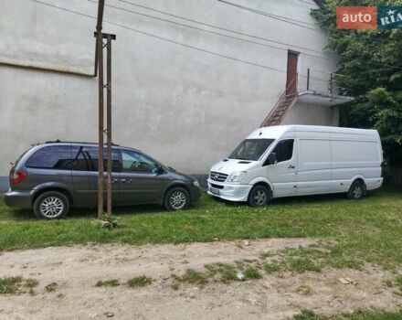 Крайслер Вояджер, объемом двигателя 2.8 л и пробегом 300 тыс. км за 1900 $, фото 2 на Automoto.ua