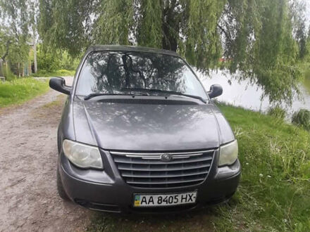 Крайслер Вояджер 2005 в Киеве на Automoto.ua Крайслер Вояджер, объемом двигателя 2.8 л и пробегом 365 тыс. км за 4100 $, фото 1 на Automoto.ua