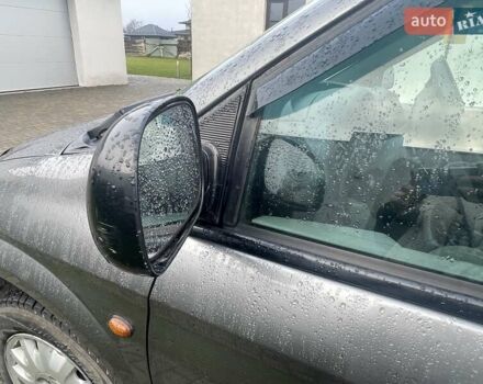 Серый Крайслер Вояджер, объемом двигателя 2.43 л и пробегом 313 тыс. км за 6500 $, фото 18 на Automoto.ua