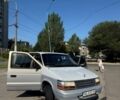 Серый Крайслер Вояджер, объемом двигателя 2.5 л и пробегом 250 тыс. км за 1750 $, фото 1 на Automoto.ua