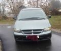 Сірий Крайслер Voyager, об'ємом двигуна 2.5 л та пробігом 200 тис. км за 3500 $, фото 1 на Automoto.ua