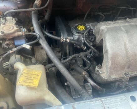 Сірий Крайслер Voyager, об'ємом двигуна 2.4 л та пробігом 20 тис. км за 1000 $, фото 9 на Automoto.ua