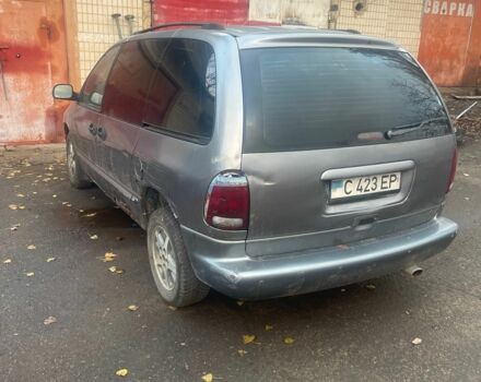Сірий Крайслер Voyager, об'ємом двигуна 2.4 л та пробігом 20 тис. км за 1000 $, фото 3 на Automoto.ua