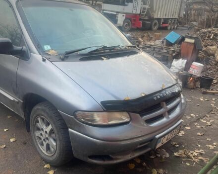 Сірий Крайслер Voyager, об'ємом двигуна 2.4 л та пробігом 20 тис. км за 1000 $, фото 1 на Automoto.ua