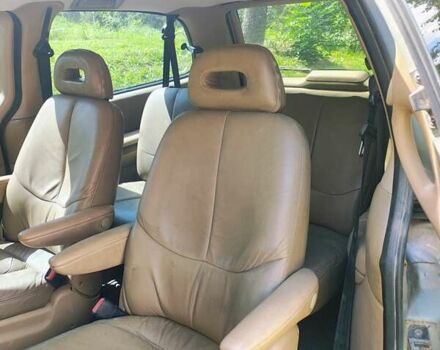 Сірий Крайслер Voyager, об'ємом двигуна 2.5 л та пробігом 420 тис. км за 2652 $, фото 5 на Automoto.ua