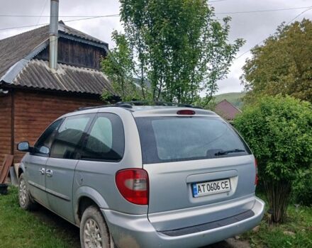 Серый Крайслер Вояджер, объемом двигателя 2.5 л и пробегом 280 тыс. км за 3539 $, фото 5 на Automoto.ua