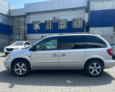 Серый Крайслер Вояджер, объемом двигателя 2.5 л и пробегом 396 тыс. км за 4640 $, фото 11 на Automoto.ua