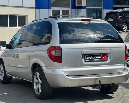 Серый Крайслер Вояджер, объемом двигателя 2.5 л и пробегом 396 тыс. км за 4640 $, фото 9 на Automoto.ua