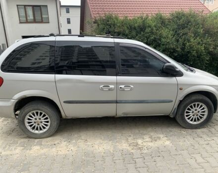 Крайслер Вояджер 2002 в Черновцах на Automoto.ua Серый Крайслер Вояджер, объемом двигателя 2.5 л и пробегом 300 тыс. км за 3000 $, фото 4 на Automoto.ua