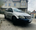 Сірий Крайслер Voyager, об'ємом двигуна 2.5 л та пробігом 395 тис. км за 2300 $, фото 1 на Automoto.ua