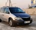 Сірий Крайслер Voyager, об'ємом двигуна 2.5 л та пробігом 400 тис. км за 3635 $, фото 1 на Automoto.ua