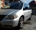Сірий Крайслер Voyager, об'ємом двигуна 2.4 л та пробігом 175 тис. км за 6500 $, фото 1 на Automoto.ua