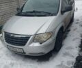 Серый Крайслер Вояджер, объемом двигателя 2.8 л и пробегом 477 тыс. км за 4500 $, фото 11 на Automoto.ua