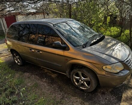 Крайслер Вояджер 2005 в Краматорске на Automoto.ua Серый Крайслер Вояджер, объемом двигателя 2.8 л и пробегом 340 тыс. км за 3100 $, фото 9 на Automoto.ua