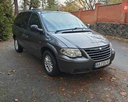 Сірий Крайслер Voyager, об'ємом двигуна 2.78 л та пробігом 280 тис. км за 4100 $, фото 1 на Automoto.ua