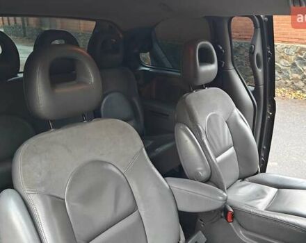 Сірий Крайслер Voyager, об'ємом двигуна 2.78 л та пробігом 280 тис. км за 4100 $, фото 25 на Automoto.ua