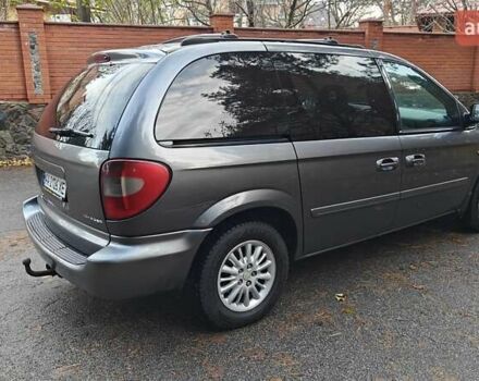 Сірий Крайслер Voyager, об'ємом двигуна 2.78 л та пробігом 280 тис. км за 4100 $, фото 8 на Automoto.ua