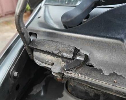 Сірий Крайслер Voyager, об'ємом двигуна 2.78 л та пробігом 280 тис. км за 4100 $, фото 31 на Automoto.ua