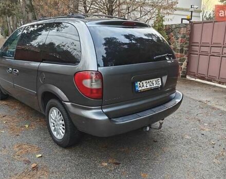 Сірий Крайслер Voyager, об'ємом двигуна 2.78 л та пробігом 280 тис. км за 4100 $, фото 9 на Automoto.ua