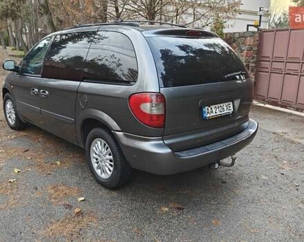 Сірий Крайслер Voyager, об'ємом двигуна 2.78 л та пробігом 280 тис. км за 4100 $, фото 7 на Automoto.ua