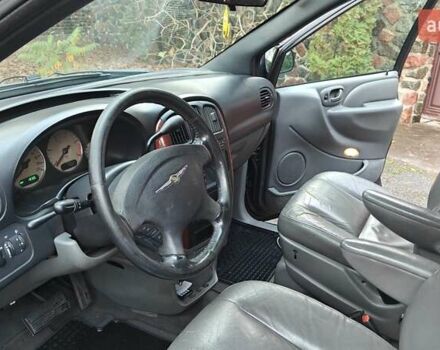 Сірий Крайслер Voyager, об'ємом двигуна 2.78 л та пробігом 280 тис. км за 4100 $, фото 14 на Automoto.ua