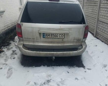 Серый Крайслер Вояджер, объемом двигателя 2.8 л и пробегом 477 тыс. км за 4500 $, фото 10 на Automoto.ua