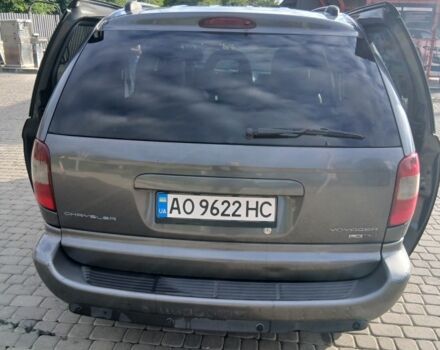 Сірий Крайслер Voyager, об'ємом двигуна 2.8 л та пробігом 273 тис. км за 5024 $, фото 6 на Automoto.ua