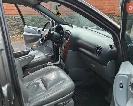 Сірий Крайслер Voyager, об'ємом двигуна 2.78 л та пробігом 280 тис. км за 4100 $, фото 22 на Automoto.ua