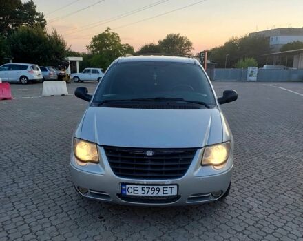Сірий Крайслер Voyager, об'ємом двигуна 2.8 л та пробігом 358 тис. км за 5700 $, фото 1 на Automoto.ua