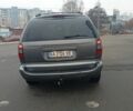 Сірий Крайслер Voyager, об'ємом двигуна 2.8 л та пробігом 355 тис. км за 5323 $, фото 7 на Automoto.ua