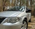 Сірий Крайслер Voyager, об'ємом двигуна 2.5 л та пробігом 319 тис. км за 7000 $, фото 8 на Automoto.ua